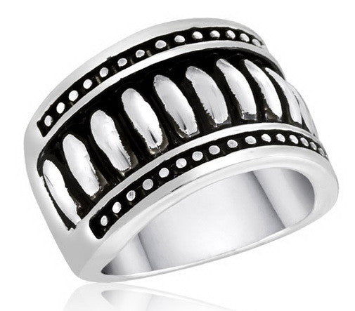 Size 6-10, Ring, Ribbed w/Border