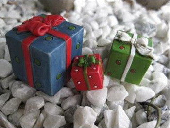 CHRISTMAS PRESENTS, SET/3